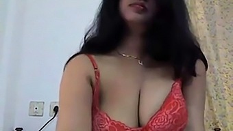 Webcam Indian Tits 2