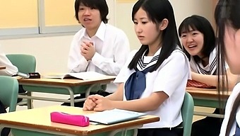 Hardcore sex with an amateur asian couple, passionate and intense.