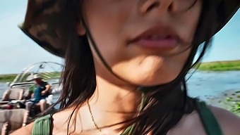 Majtki zalane spermą po ostrym ruchaniu w dupę